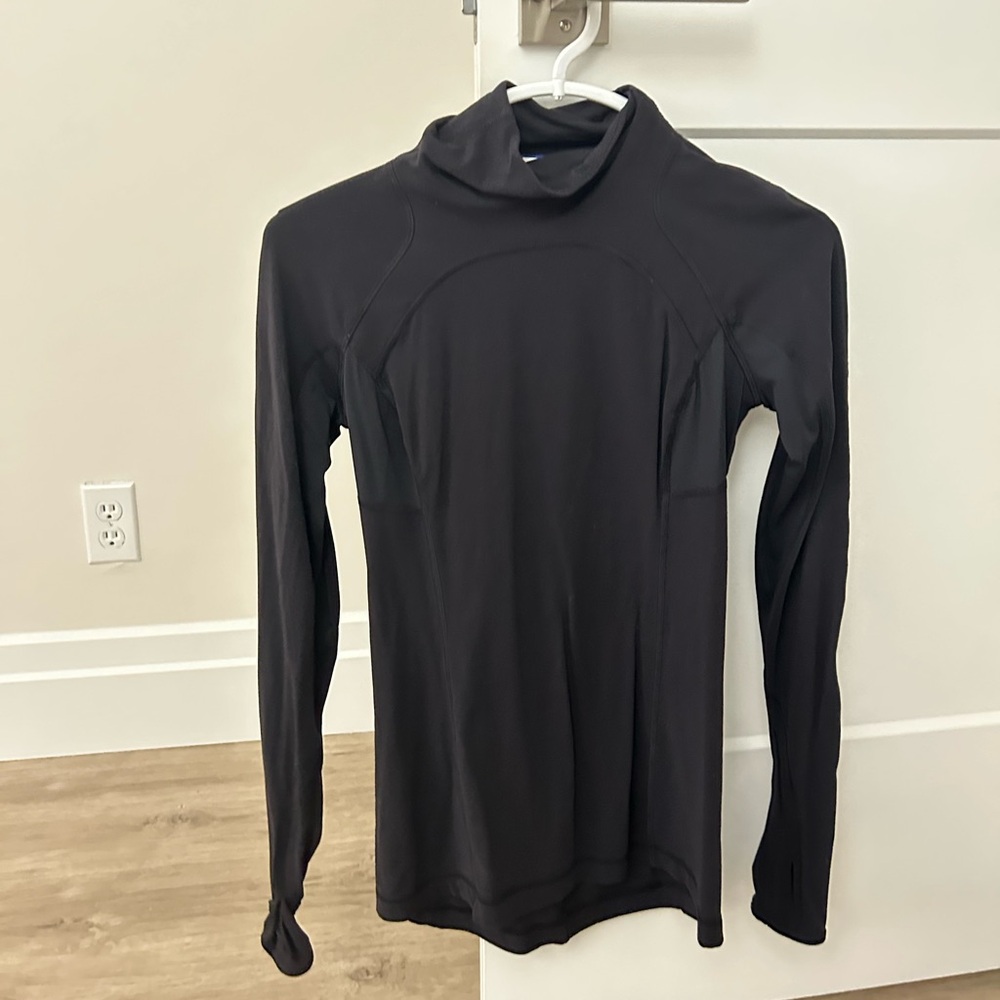 Lululemon mock neck shirt